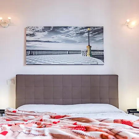 Casa Mya-relax Al Porto, Wifi Veloce E Clima Apartment Livorno